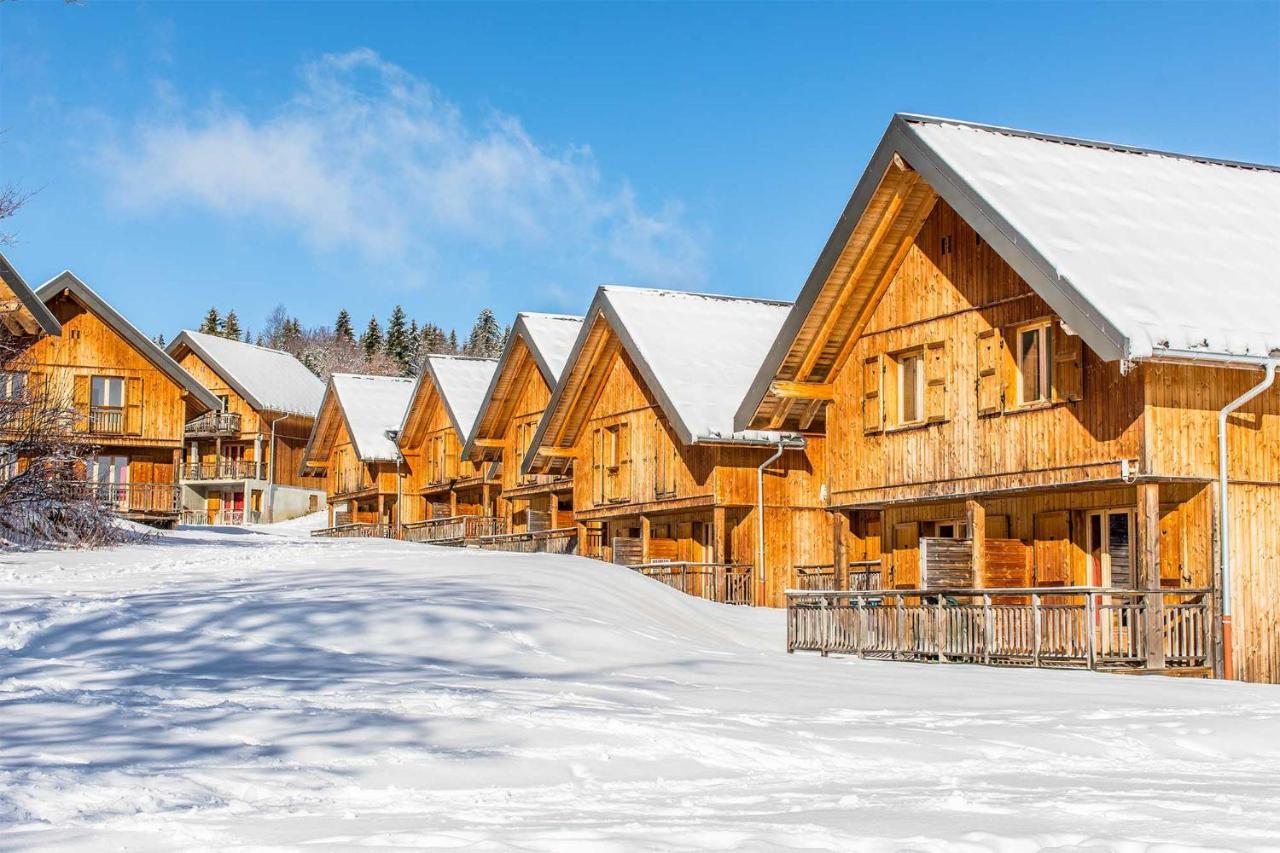 Madame Vacances Les Chalets Du Berger La Feclaz Exterior photo